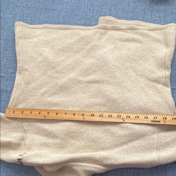 J.Jill Women's Cream Cardigan with Brown Buttons Size Medium - Picture 8 of 8